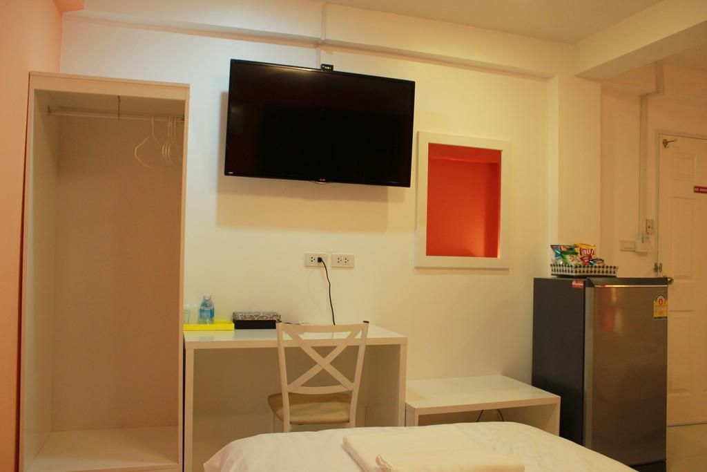 Don Mueang Airport Modern Bangkok Aparthotel Exterior photo